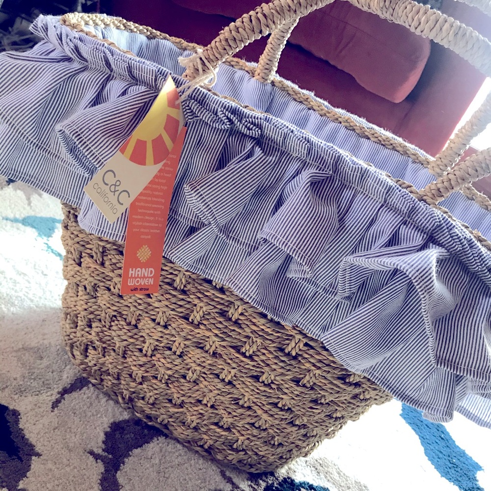 Super cute beach bag